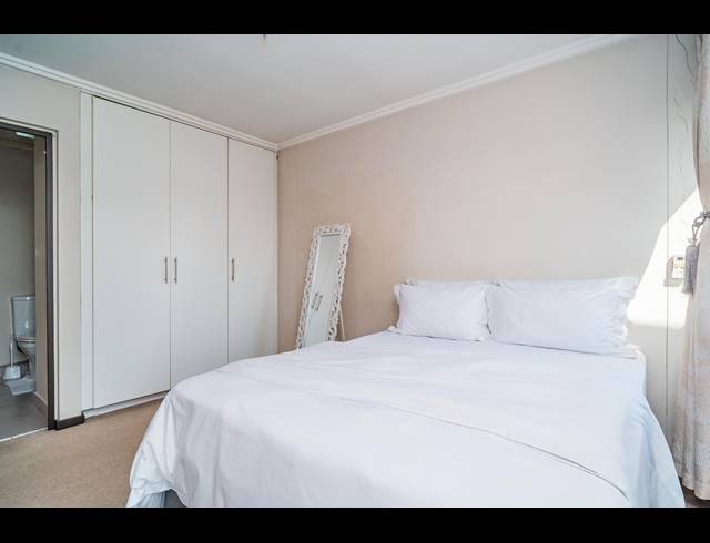 3 BEDROOM APARTMENT FOR SALE IN WESTVILLE